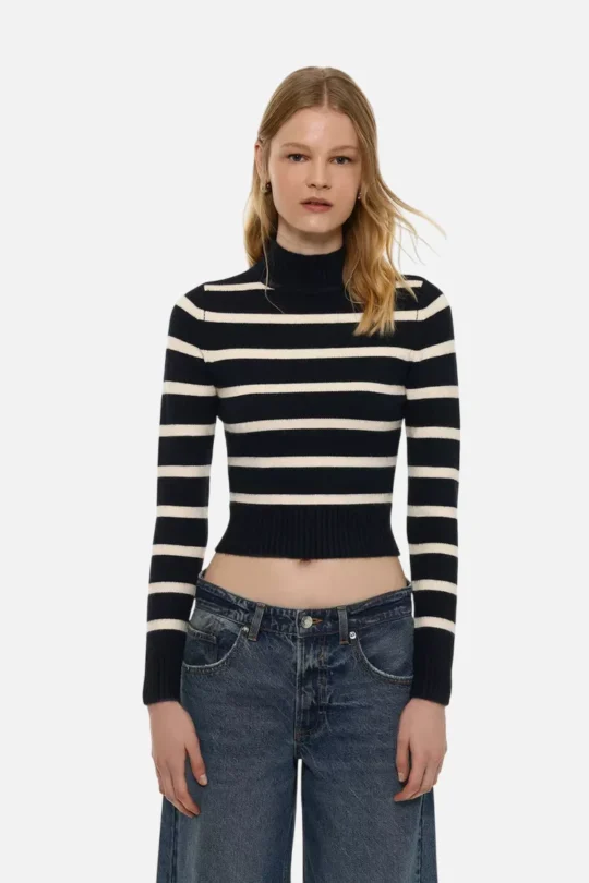High neck jumper